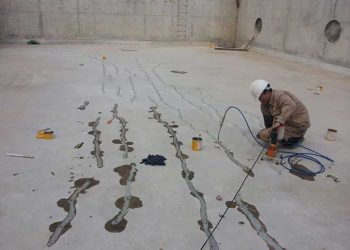 Xử lý vết nứt bê tông bằng cách bơm keo áp lực cao