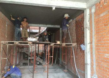 kỹ thuật trát trần nhà