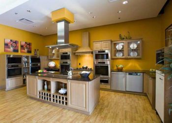 Chọn màu sơn phòng bếp hợp phong thủy